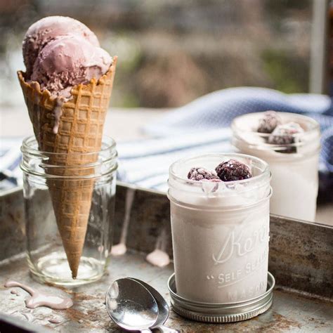 Blackberry Sangria Ice Cream Recipe The Wanderlust Kitchen