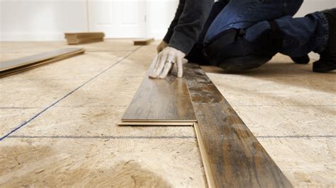 Millennium oak grey laminate flooring. Mohawk® Perfectseal Solutions 10 Station Oak Mix Laminate ...