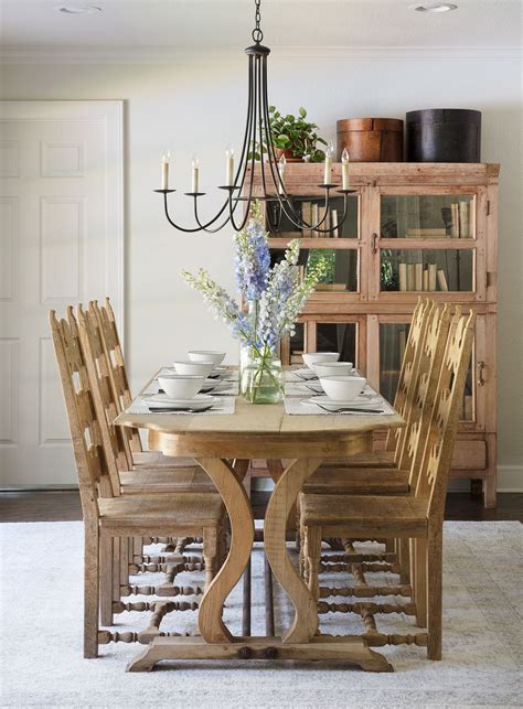 News And Stories From Joanna Gaines Dining Room Simple Farmhouse