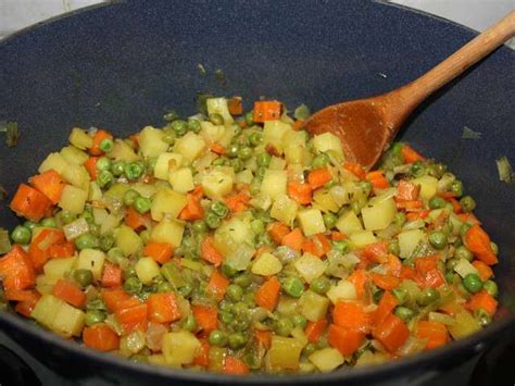 Le temps de préparation est de 30 min. Recettes de Jardinière de Légumes - 4