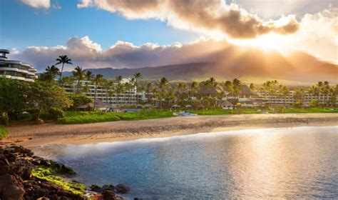 15 Best Resorts In Maui Hawaii The Crazy Tourist