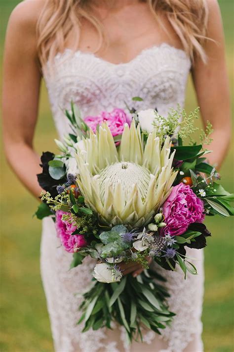 24 Romantic And Beautiful Wedding Flower Bouquets Ideas For
