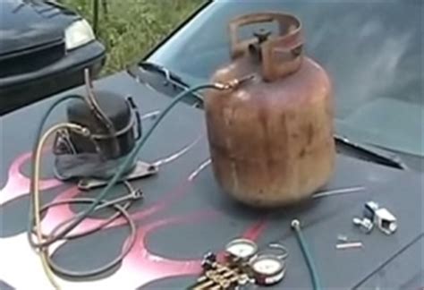 Obviously a diyer has no access to a refrigerant recovery machine so the issue of whether or not is acceptable to vent refrigerant when repairing an a/c system is moot. Homemade Freon Recovery System - HomemadeTools.net