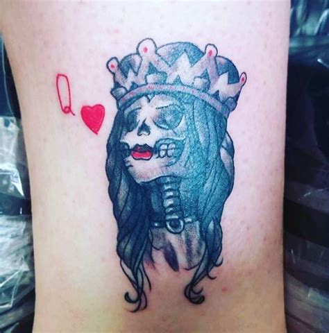 50 best queen tattoos for women 2023 crown spades heart