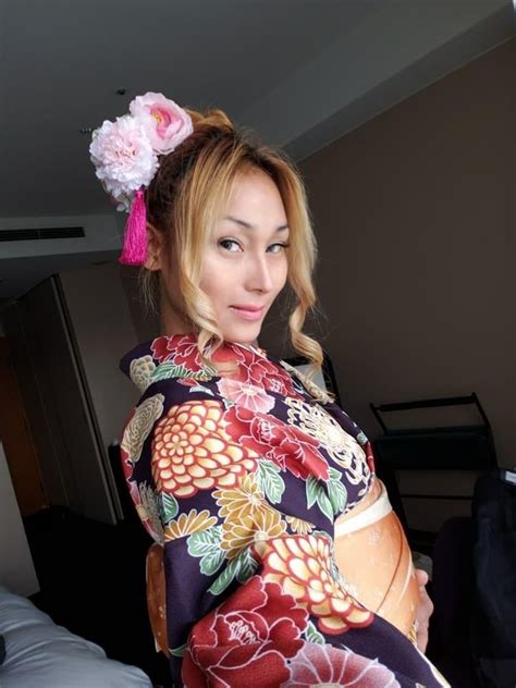 Zarina 🇯🇵🇯🇵 Japanese Transsexual Escort In Tokyo