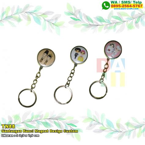 Gantungan Kunci Magnet Design Custom Souvenir Pernikahan