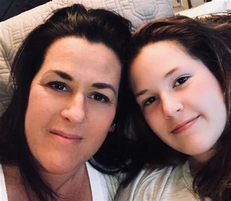 Suffield Reader Submits Mother Daughter Lookalike Photo Suffield Ct