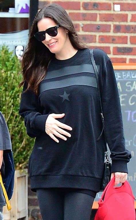 Loose And Comfy From Liv Tylers Pregnancy Style E News