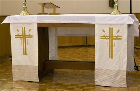 125 Best Altar Table Cloth Images On Pinterest Altar Altars And Clothes