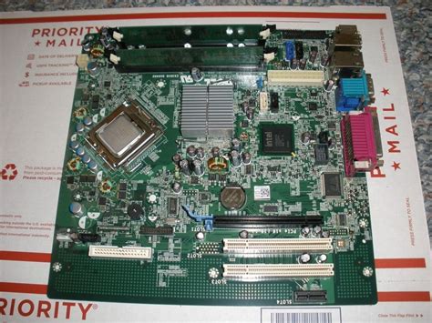 Dell Optiplex 760 Motherboard M858n W Core 2 Duo E8400 300ghz Cpu And