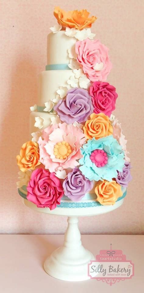 Colorful Wedding Cake With Bright Flowers Whimsical Wedding Cakes Wedding Cake Art Creative