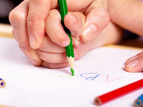 Heres Why Our Kids Cant Hold A Pencil Properly Today