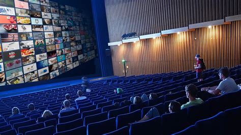 Why Movie Theaters Are Getting Into The Streaming Game Thewrap
