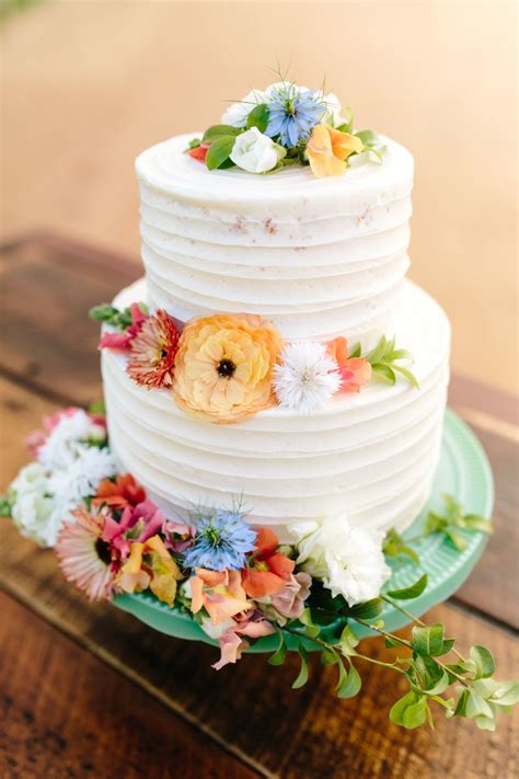 Bohemian Round Cake With Whimsical Cake Flowers Theknot