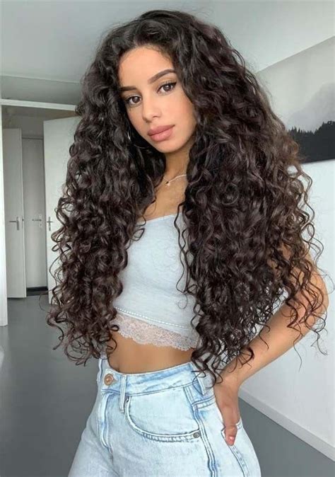 Fantastic Long Curly Hairstyles And Haircuts For Women In 2019 Cabelo