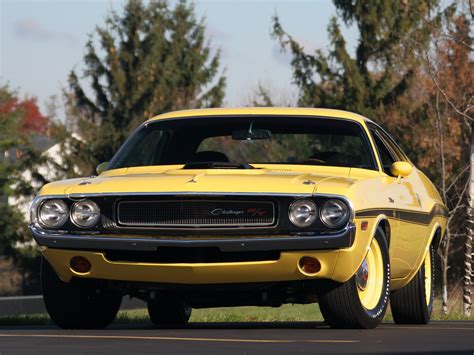 The original dodge challenger offered a whopping eight engine choices, ranging in size from a pair of slant sixes to small, big block and magnum v8s. 1970, Dodge, Challenger, R t, 426, Hemi, Muscle, Classic ...