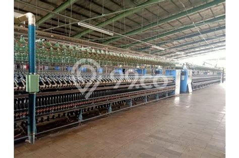 Pabrik ini membuat sosis dari daging babi. Pabrik Pemintalan Spinning Mills Jalan Raya Cicalengka Majalaya