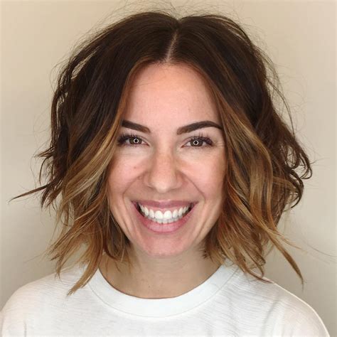 So, both the bangs and layers for framing face are lovely in their own way and you can choose one of them depending on the length of your hair and shape of your face. Slightly Angled Soft Layer Bob with Undone Wavy Texture ...