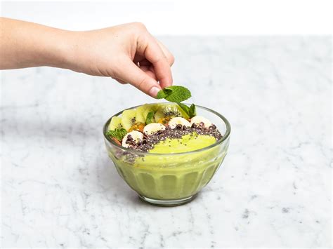 Matcha Smoothie Bowl With Chia Seeds Recipe Kitchen Stories