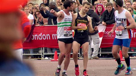 London Marathon Why Do Some Runners Get Jelly Legs Bbc News