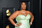 Lizzo's Instagram Asking Fans To Stay 6 Feet Away Plays No Games