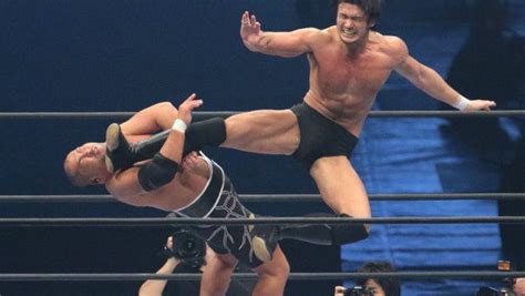 10 Best Strong Style Wrestlers Ever