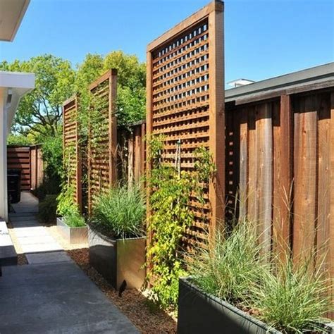While most people may think of fences as a privacy solution, they actually fencing ideas aren't just for yard and decking purposes. 30+ Good Perfect Privacy Fence Ideas - Page 14 of 34