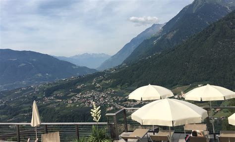 Außenansicht Hotel Panorama Scena Schenna • Holidaycheck Südtirol Italien