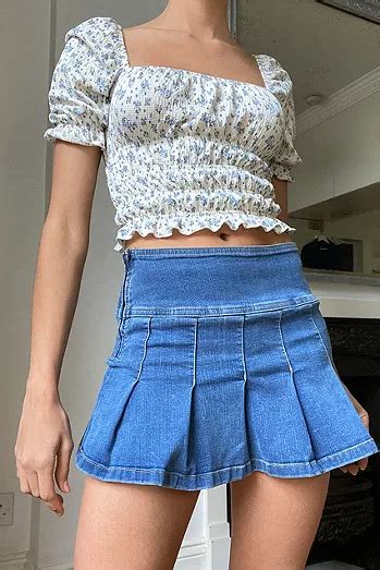 Pin By Claire Olijve On Clothes I Really Want At The End Of Summer Mini Skirts Skirt Outfits