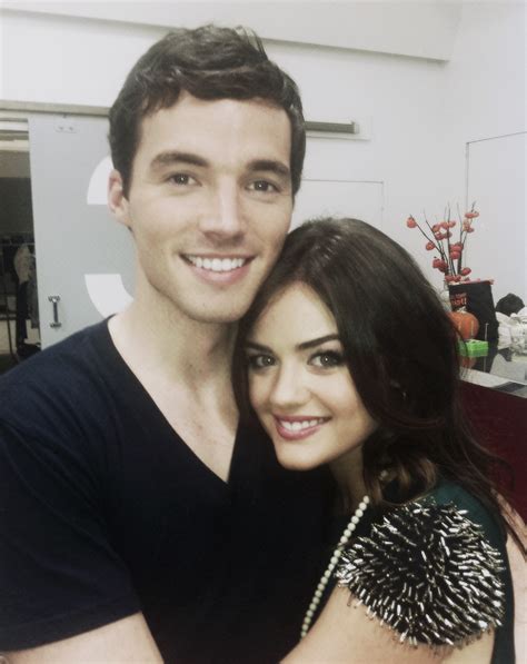 Lucy Hale And Ian Harding Little Liars Pretty Little Liars Amerikanische Schauspieler