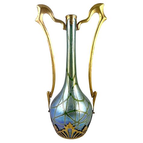 Art Nouveau Iridescent Pampas Glass Vase In Pewter Mount By Loetz And Argentor Gm4169 Morgan