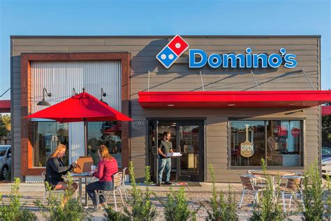 Dominos Brings Aboard New Evp Of Supply Chain 2019 01 11 Food