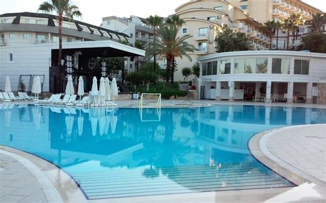 Einer Der Pools Iz Flower Side Beach Hotel Side Kumköy • Holidaycheck Türkische Riviera