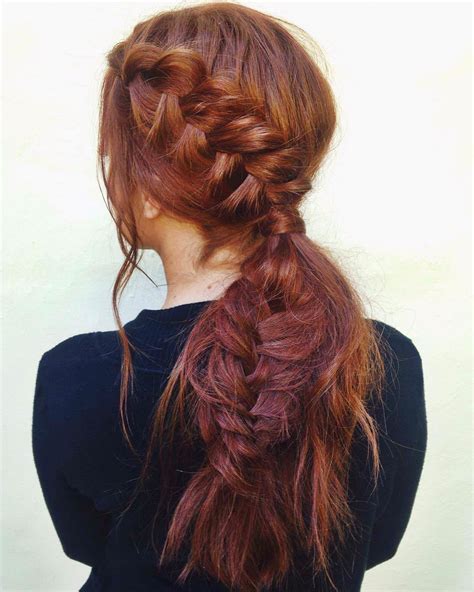 Chalk it up to the glittery clamshell bras or the iridescent tails, but we're inclined to think the mermaid trend ultimately boils down to the good hair. 25+ Fishtail braid Hairstyle Designs, Ideas | Design ...