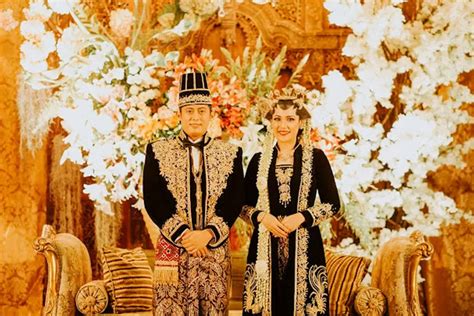 Tata Cara Hitung Weton Jawa Untuk Hari Pernikahan Dan Maknanya