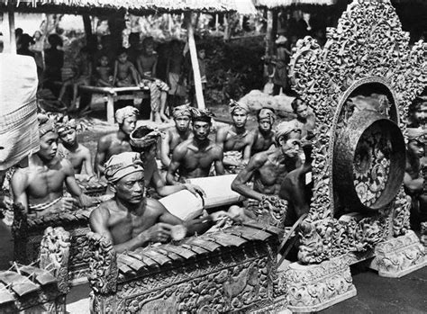Indonesia Zaman Doeloe Gamelan Bali 1942