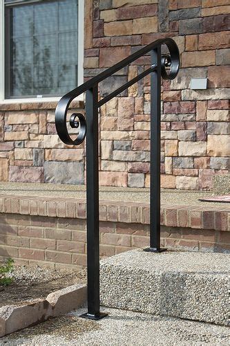 My new porch step railing still needs paint and stain. 36 best Trapleuning images on Pinterest | Banisters ...