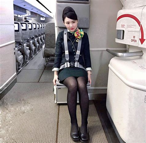 By clicking on accept, you agree to the use of cookies. 【Taiwan】EVA Air cabin crew / エバー航空 客室乗務員【台湾】 | Flight ...