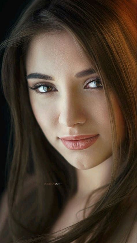Pin By Amigaman67 On Stunning Faces Beautiful Eyes Beautiful Girl Face Gorgeous Eyes