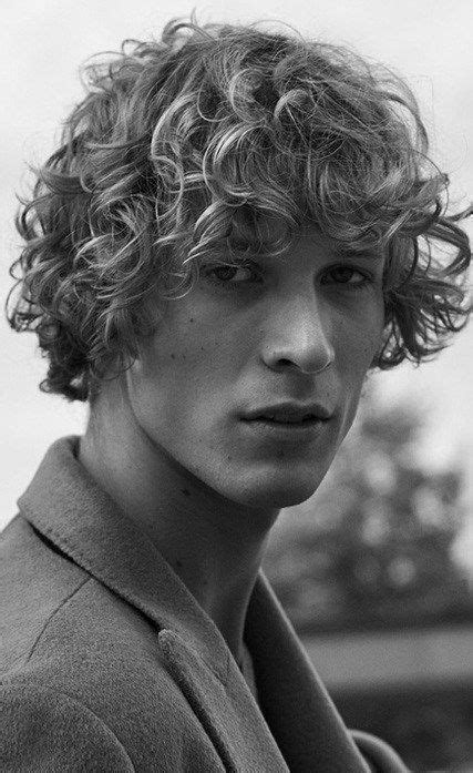 30 Best Curly Hairstyles For Men That Will Probably Suit Your Face Wavy