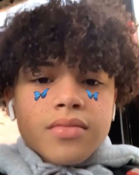 #harry styles #hazza styles #baby harry #cute #curly boy #larry stylinson. Pin by Stunna Babe on boys in 2020 | Boys with curly hair ...