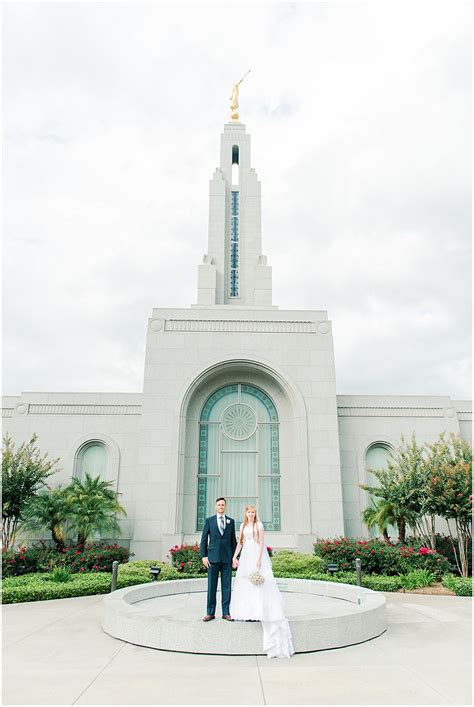 Heather photographed my recent wedding, as well as my engagement photos. A Redlands Temple Wedding: Collin and Danielle - molliejanephotography.com