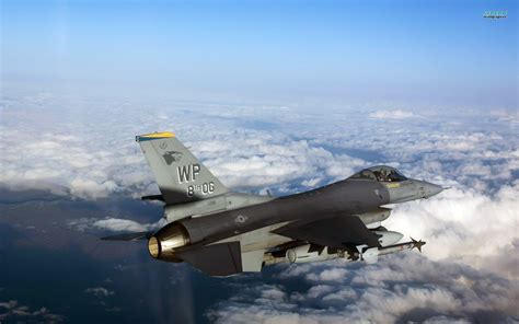 One of the most versatile aircraft in the u.s. Wallpapers F16 - Wallpaper Cave