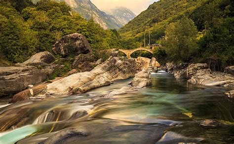 Fondos De Pantalla Suiza Montañas Ríos Bosques Puentes Piedras Verzasca