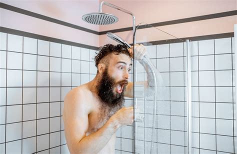7 Reasons You Should Take A Cold Shower Every Day