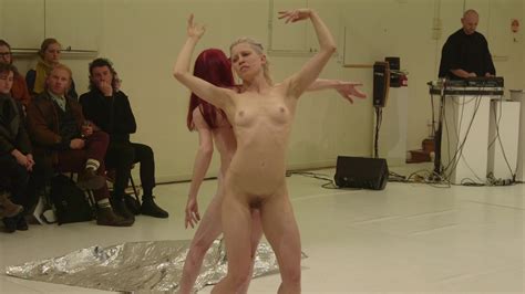 Explicit Naked Performance Porn Sex Photos