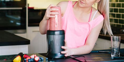 Using Blenders to Make Baby Food: How-To Guide | ReviewThis