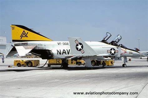 The Aviation Photo Company Latest Additions Us Navy Vf 302