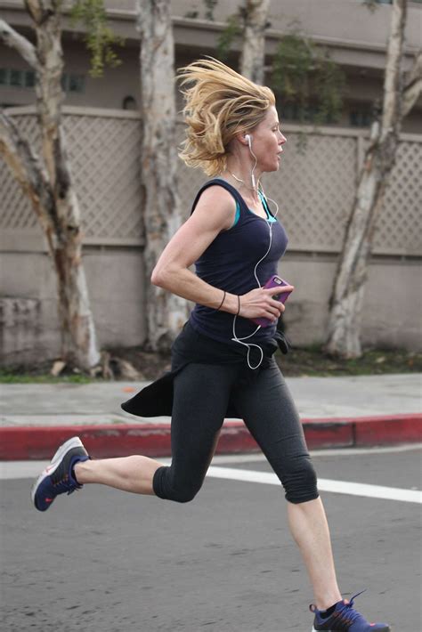 Julie Bowen In Tights Jogging In Sherman Oaks 18 Gotceleb