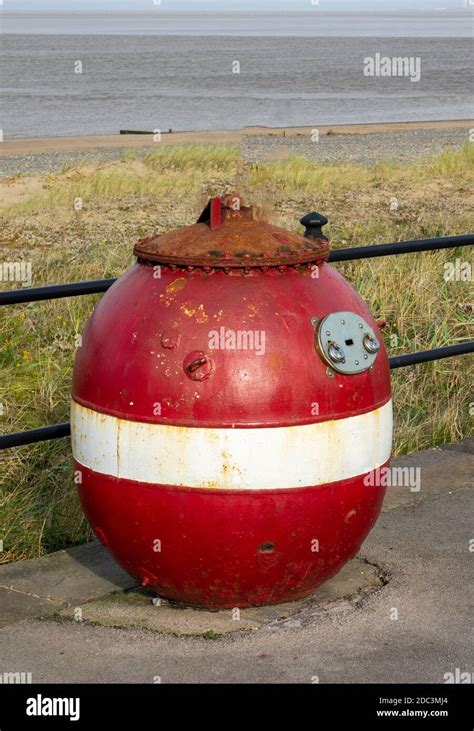 Ww2 Mine Hi Res Stock Photography And Images Alamy